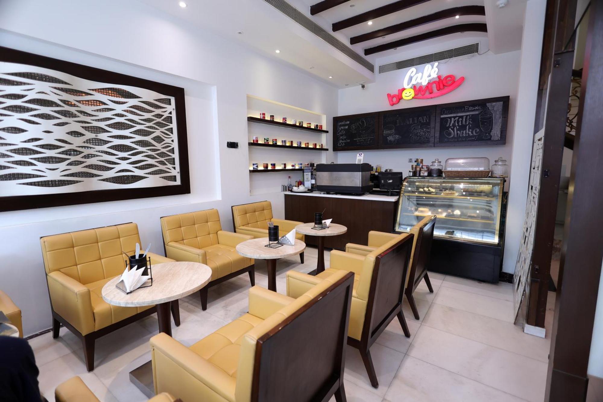 Hotel Grand Godwin - Complimentary Airport Pickup -Near Ndls Railway Stn Нью-Делі Екстер'єр фото